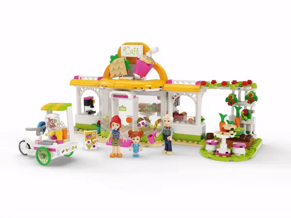 Rotating gif showing the play set