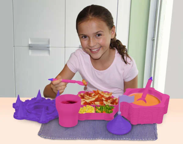 Princess Castle Dinner Set Image 1