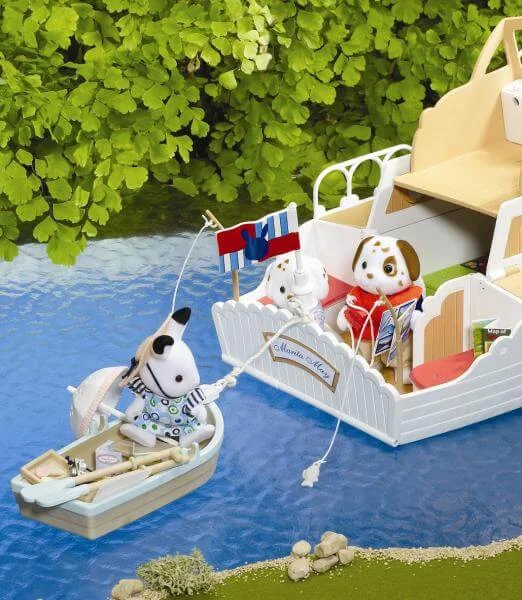 Sylvanian Family: Pleasure boat playset Image 1