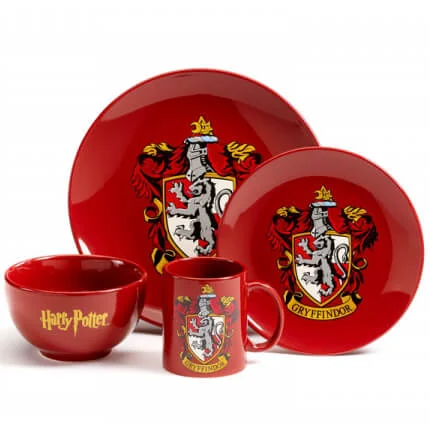 Harry Potter Gryffindor 4 Piece Ceramic Dinner Set Image 1