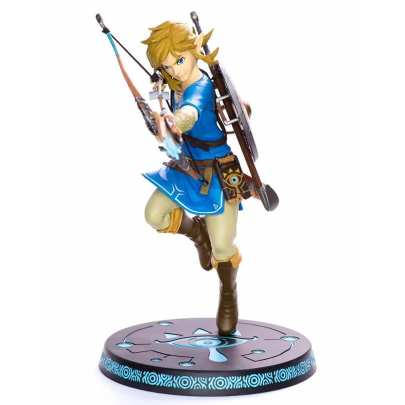 The Legend of Zelda Breath of the Wild PVC Link 25cm Statue Image 1