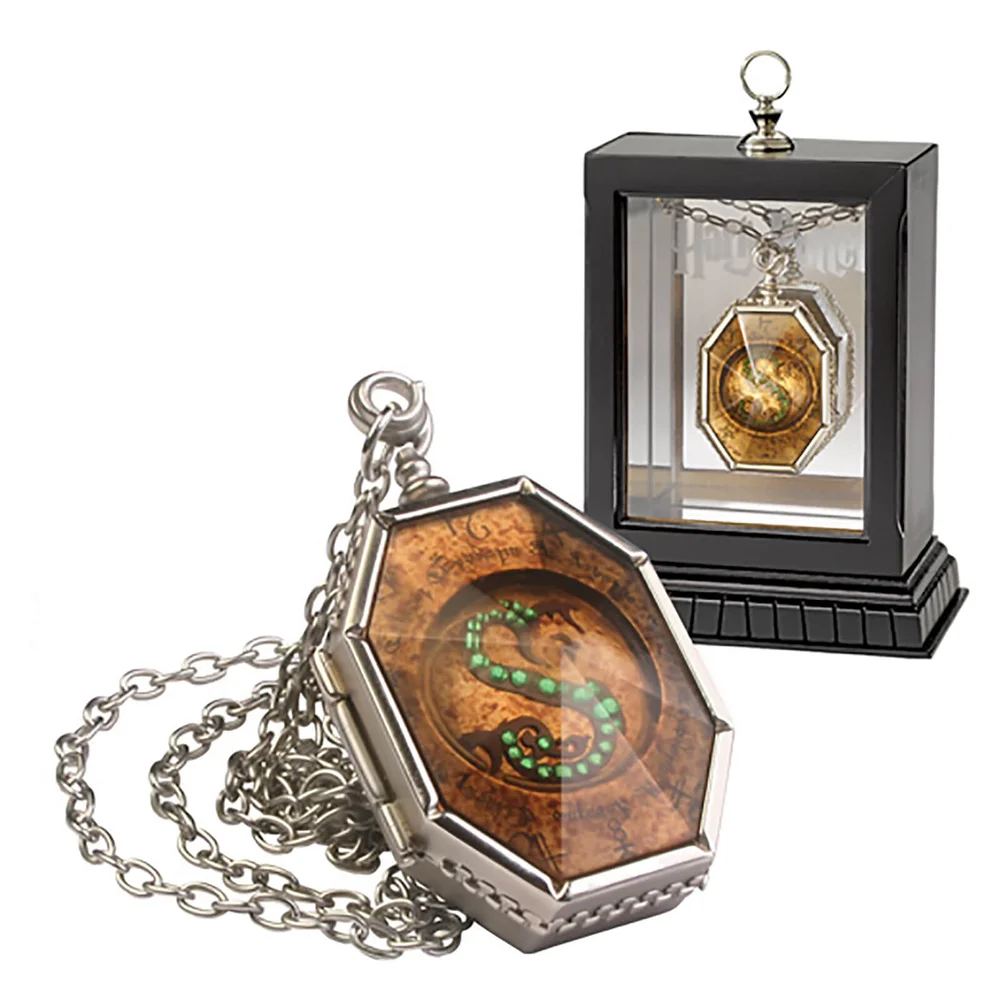 Harry Potter Salazar Slytherin's Locket Horcrux Replica Image 1