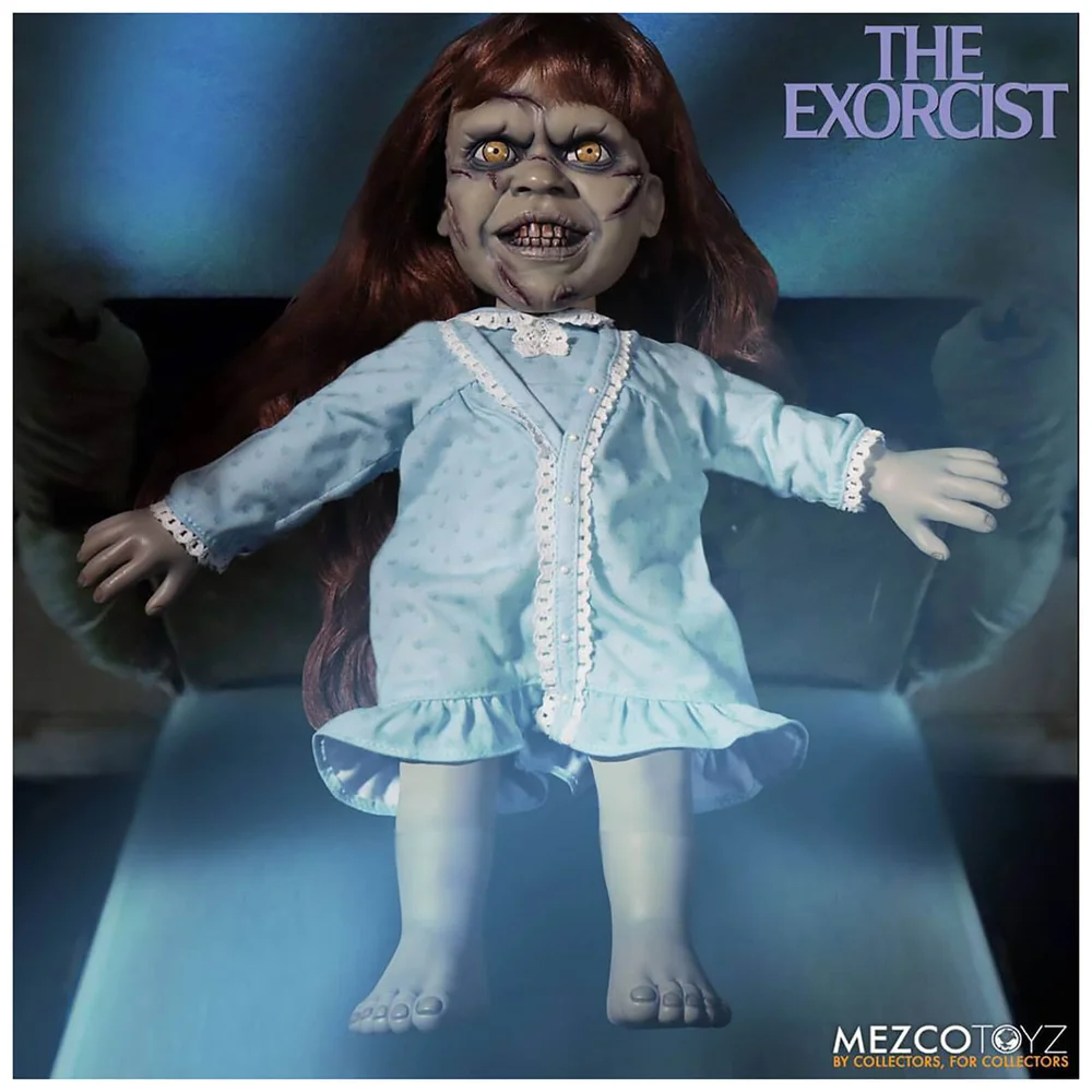 Mezco The Exorcist Mega Scale Figure with Sound Image 1