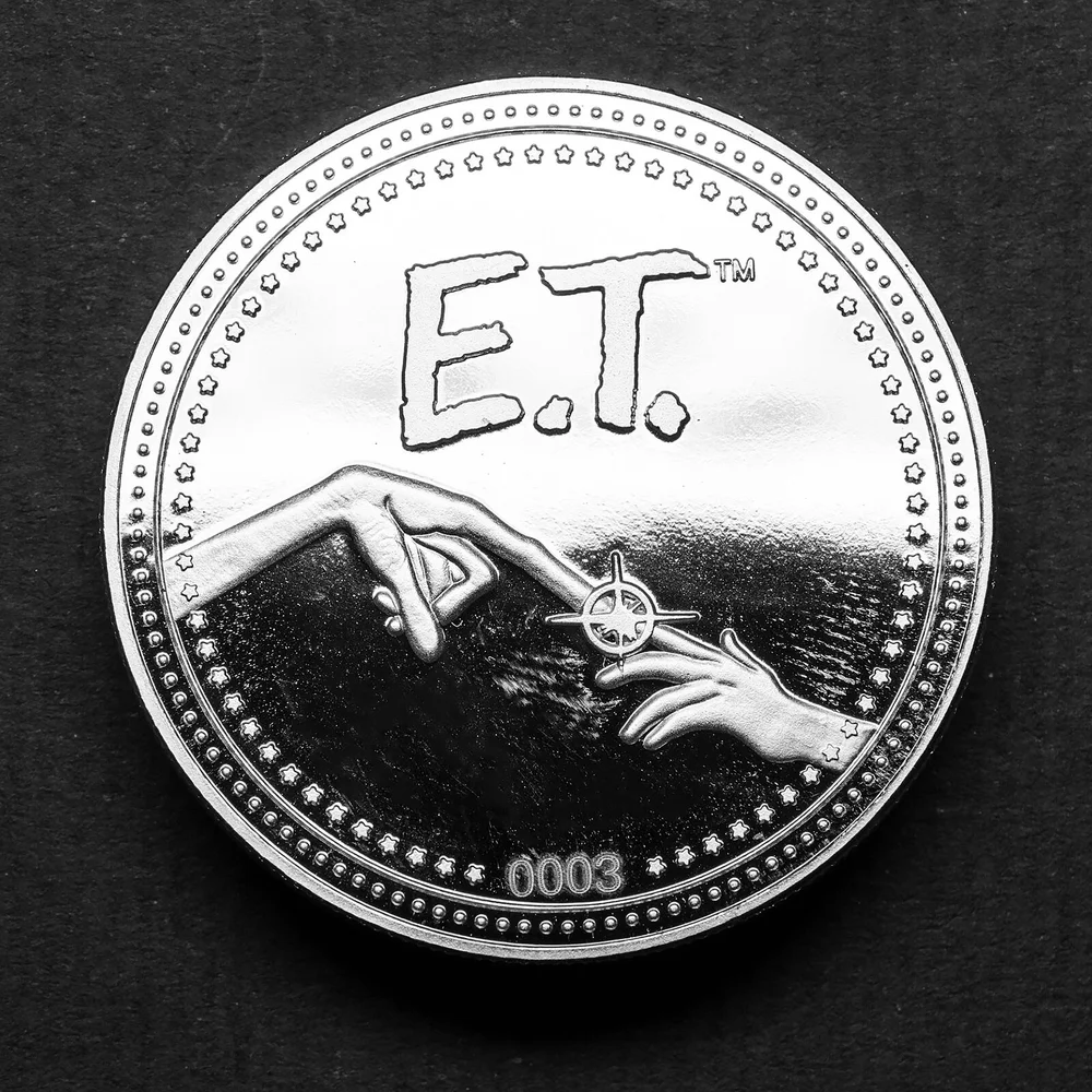 E.T. Collector's Limited Edition Coin: Silver Variant Image 1