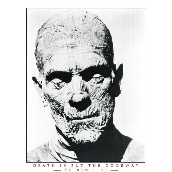 Universal Monsters The Mummy Portrait Sweatshirt - White