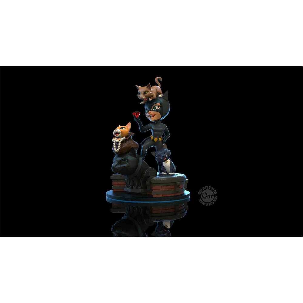 Quantum Mechanix DC Comics Catwoman Q-Fig Elite Image 1