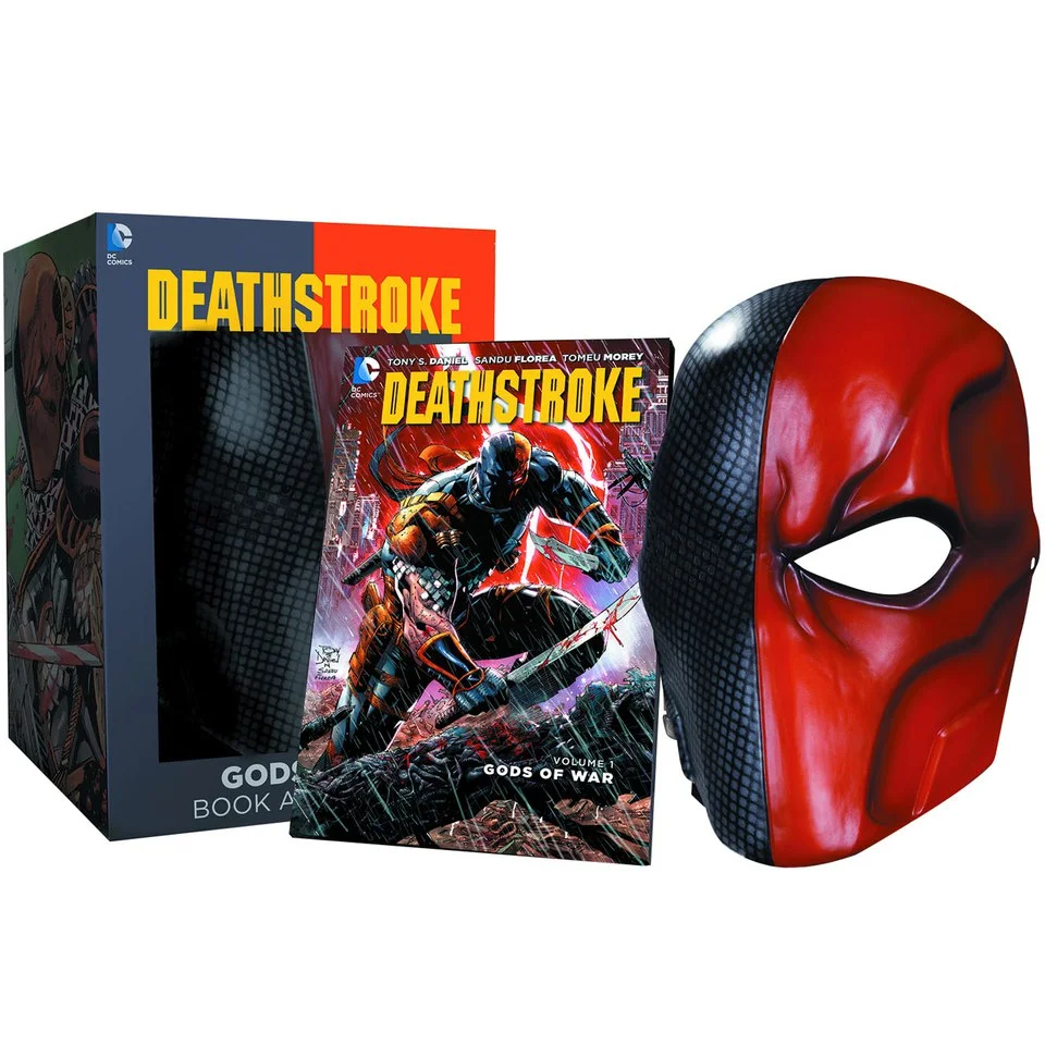 DC Collectibles DC Comics Deathstroke Mask and Book Set Image 1