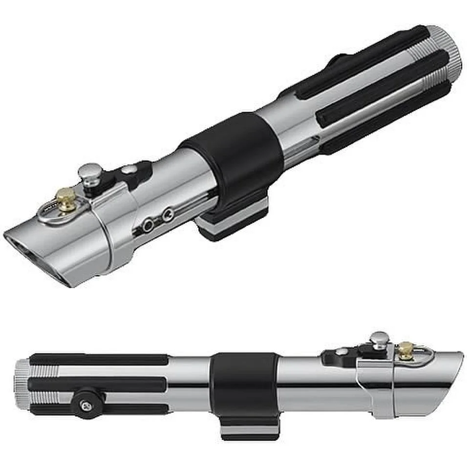 Star Wars Episode II Luke Skywalker 0.45 Scale Replica Lightsaber Image 1