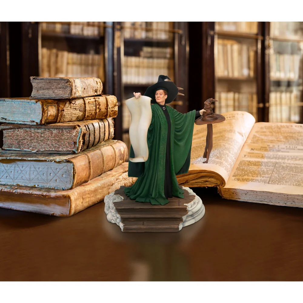 Enesco Haryr Potter Professor McGonagall Collectible Figurine (25cm) Image 1