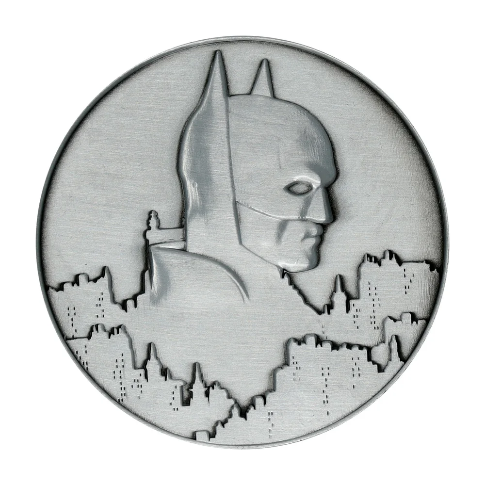 Fanattik DC Comics Batman and the Riddler Limited Edition Medallion Image 1