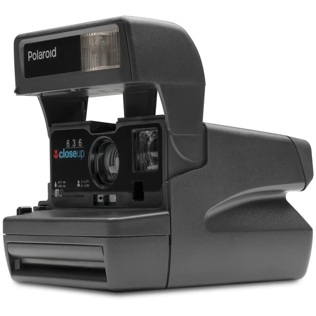 Polaroid 600 Camera - Close Up - Vintage Refurb - Grade A