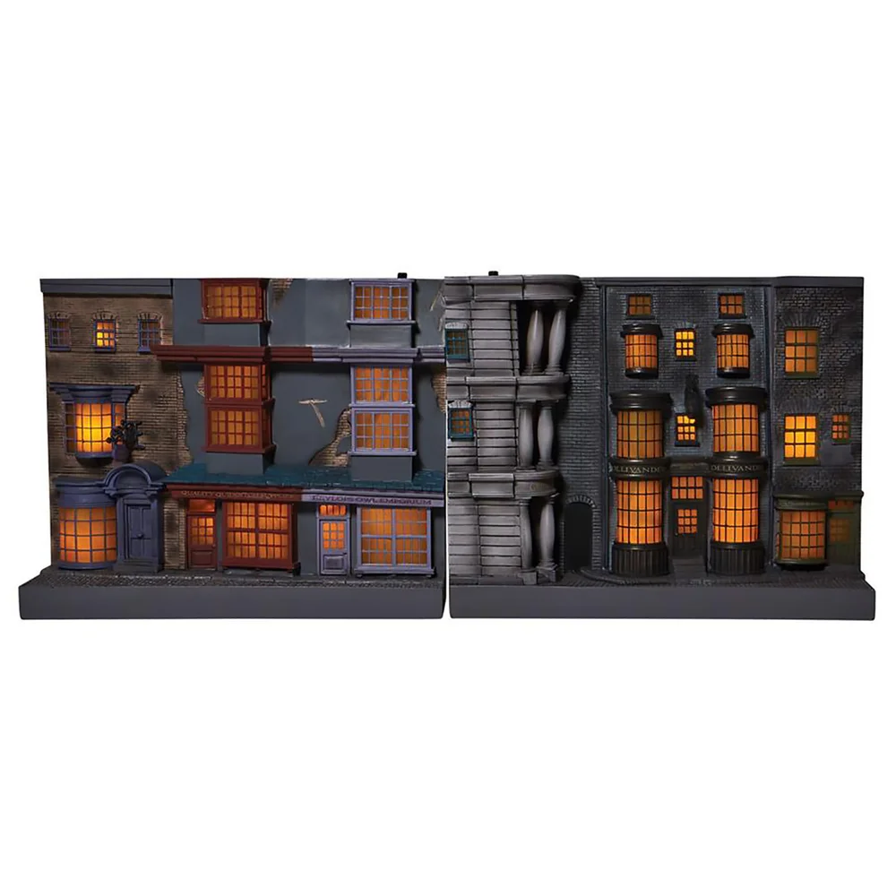 Wizarding World Of Harry Potter Diagon Alley Book Nook Image 1