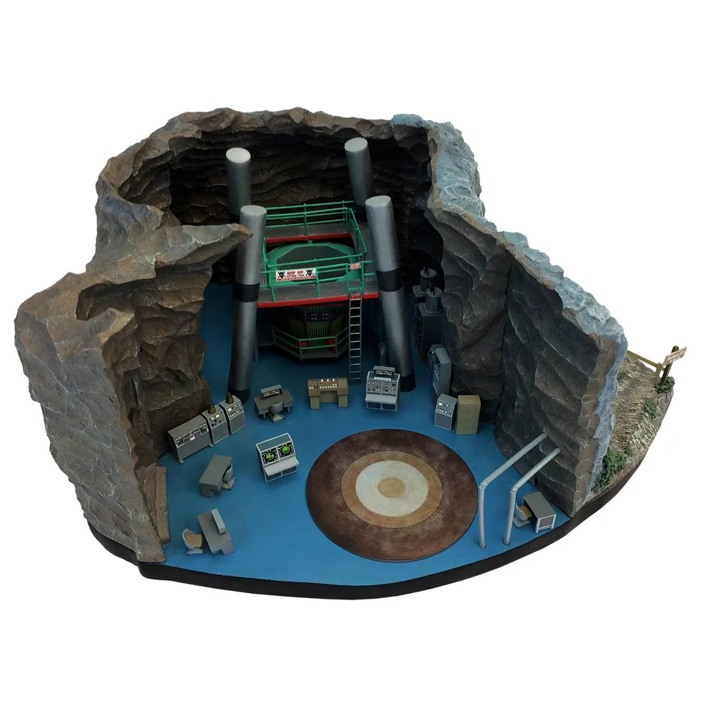 Factory Entertainment Batman (1966) 18" Desktop Sculpture - The Batcave Image 1