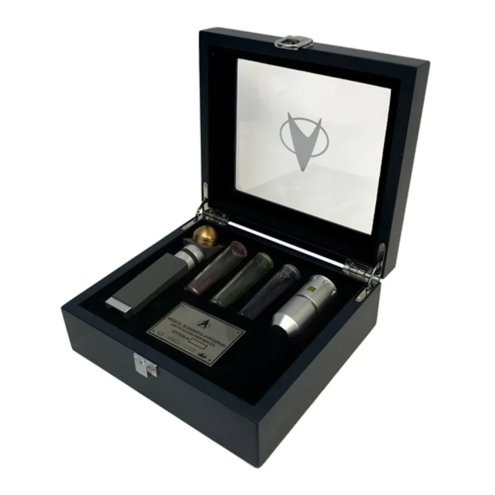 Factory Entertainment Star Trek the Next Generation Medical Set Prop Replica Image 1