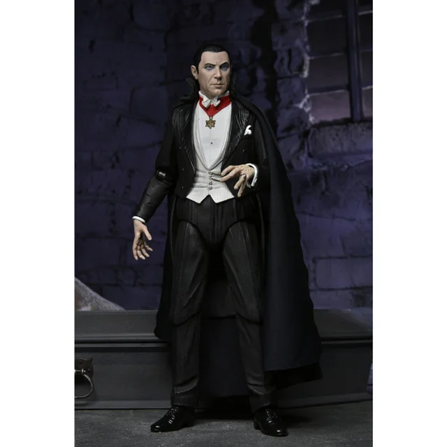 NECA Universal Monsters Dracula Transylvania Ultimate 7" Action Figure