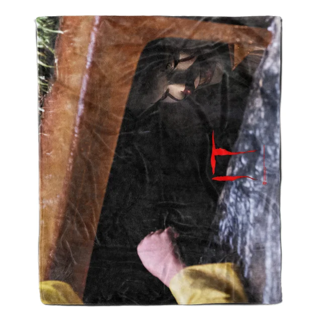 IT Chapter 1 (2017) Pennywise Fleece Blanket