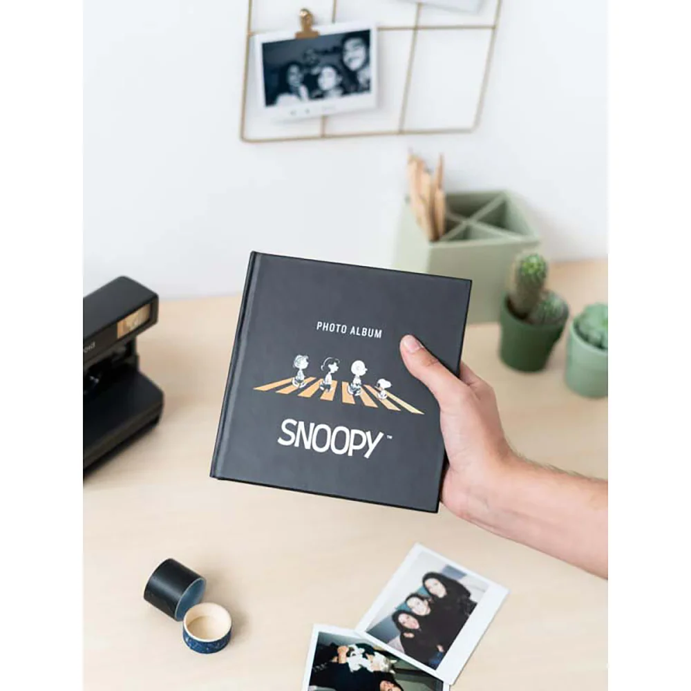 Snoopy Photo Album 24 Self-Adhesive Pages 16X16Cm Image 1