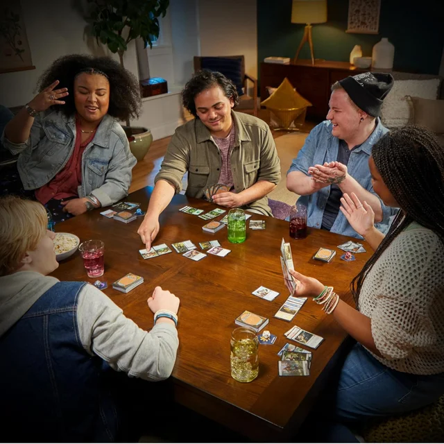 Magic: The Gathering Murders at Karlov Manor Ravnica Cluedo Edition Box Set