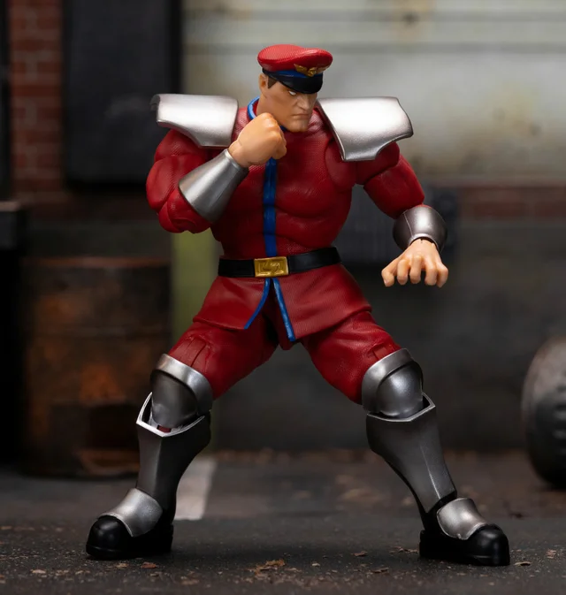 M.BISON STREET FIGHTER 6" DELUXE COLLECTOR FIGURE