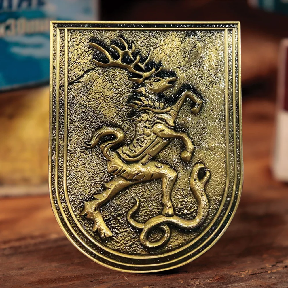 Resident Evil 4 Salazar Family Insignia Medallion Image 1