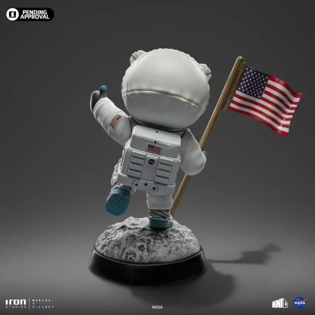 Iron Studios NASA Apollo 11 Astronaut Minico Figure