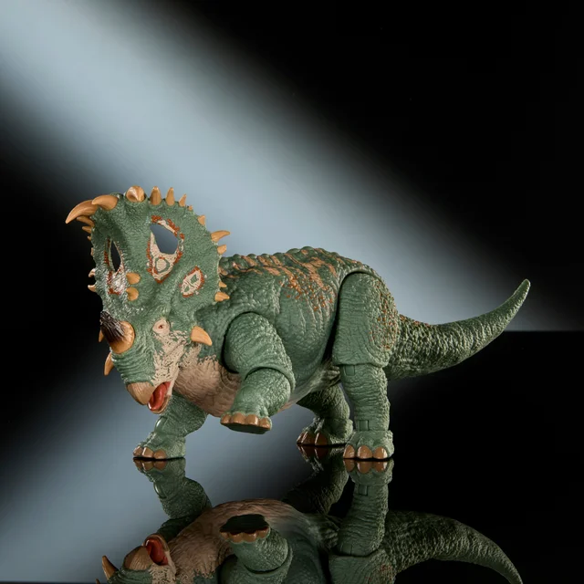 Jurassic World Hammond Collection Sinoceratops Figure