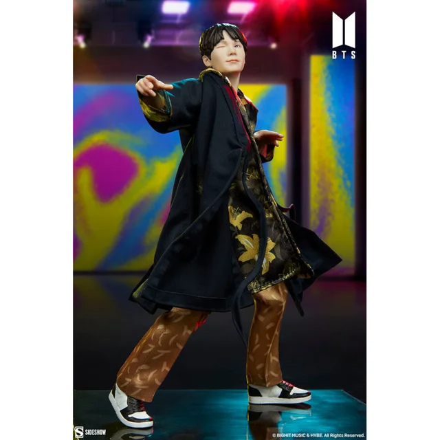 Sideshow Collectibles SUGA BTS Deluxe Collectible Statue (23cm)