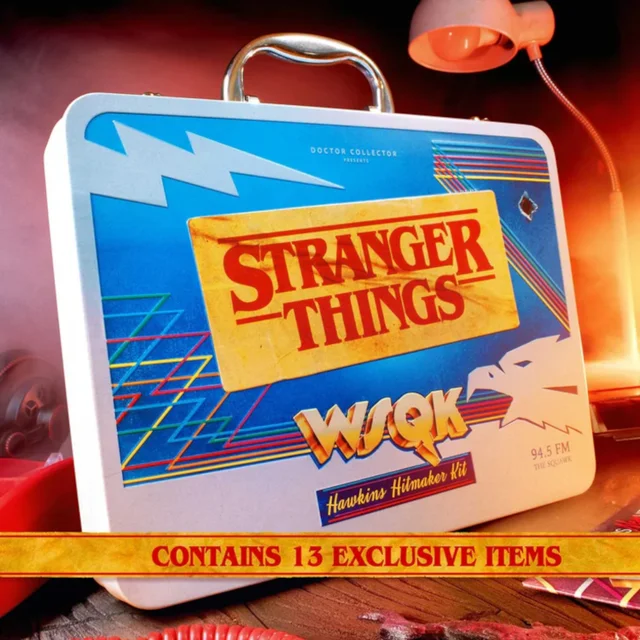 Doctor Collector Stranger Things: WSQK Hawkins Hitmaker Kit (Includes 7" Vinyl)