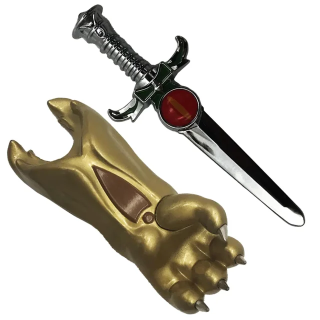 ThunderCats Scaled Prop Replica Sword of Omens and Claw Shield - Factory Entertainment