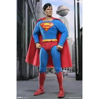 SUPERMAN (1978 MOVIE) 8 INCH SCALE CLOTHED ACTION FIGURE - undefined undefined