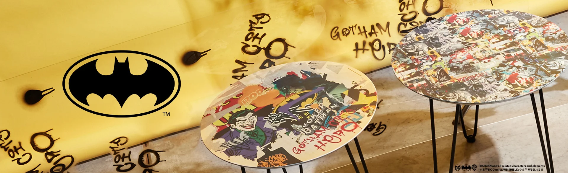 BATMAN MASH UP TABLE BANNERS