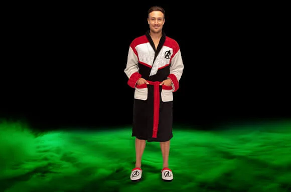 ZAVVI EXCLUSIVE AVENGERS: ENDGAME ROBE
